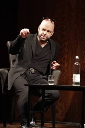 32 Theater: Robert Gallinowski als Ulli Lerch, Schauspieler, bei einer Probe zum Theaterstueck EIN BISSCHEN RUHE VOR DEM STURM im Berliner Renaissance Theater, Premiere 11.10.2012 , Berlin Berlin Deutschland, Germany *** 32 Theater Robert Gallinowski as Ulli Lerch, actor, at a rehearsal for the play EIN BISSCHEN RUHE vor dem STURM at the Renaissance Theater in Berlin, premiere 11 10 2012, Berlin Berlin Germany, Germany Copyright: xPOP-EYE Scherfx 00283528_00283528