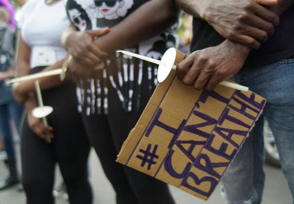 May 31, 2020, Albuquerque, NEW MEXICO, USA: 053120 ..A participant holds a I can t breathe sign during a rally to protest against Police Brutalityin light of the recent killings of African- Americans .Photographed on Sunday May 31, 2020.Adolphe Pierre-LouisJournal. Albuquerque USA - ZUMAab1_ 20200531_zaf_ab1_012 Copyright: xAlbuquerquexJournalx