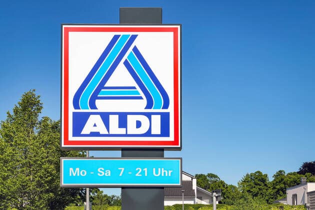 01 06 2020,Berlin,Germany,GER,Whit Monday,Schlachtensee,an Aldi market Aldi Nord