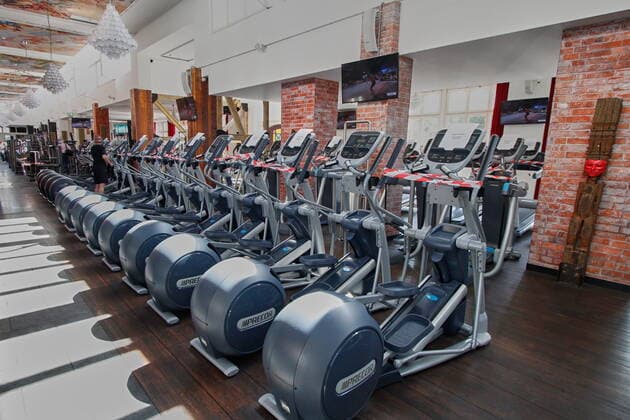 Re-opening of the JOHN REED Fitness Music Club in Berlin Prenzlauer Berg From June 2, 2020, the fitness studios in Berlin will be allowed to open again JOHN REED shows the implementation of hygiene and rules of conduct according to the guidelines of politics and authorities Re-opening of the JOHN REED Fitness Music Club