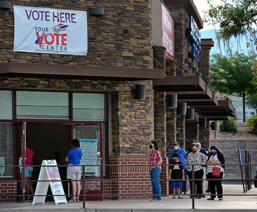 June 2, 2020, Albuquerque, NM, USA: Voters waiting to vote at the Bernalillio County Vote Center at 6600 Holly NE. Tuesday, June, 02, 2019. Albuquerque USA - ZUMAab1_ 20200602_zaf_ab1_006 Copyright: xJimxThompsonx