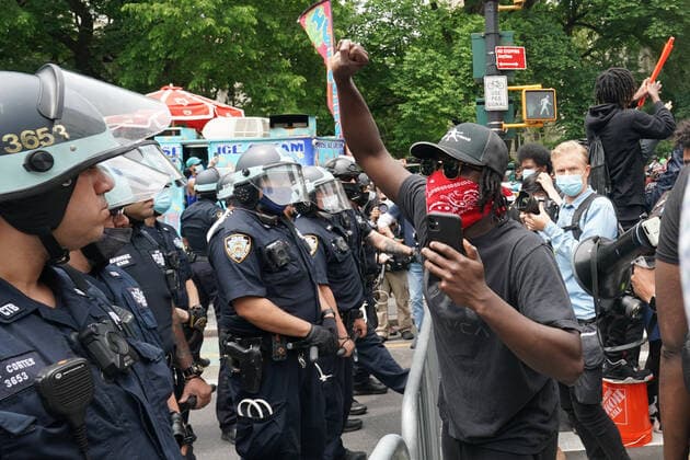 June 2, 2020, New York, NY, USA: Protesters demonstrate over the death of George Floyd by a Minneapolis police officer on June 2, 2020 in New York. New York USA - ZUMAb148 20200602_zap_b148_028 Copyright: xBryanxSmithx