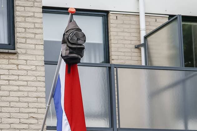MAARSSEN, 04-06-2020 , Dutchnews, Dutch flag with school bag, National Success Day Dutch flag with school bag, National Success Day  x8316998x Copyright: