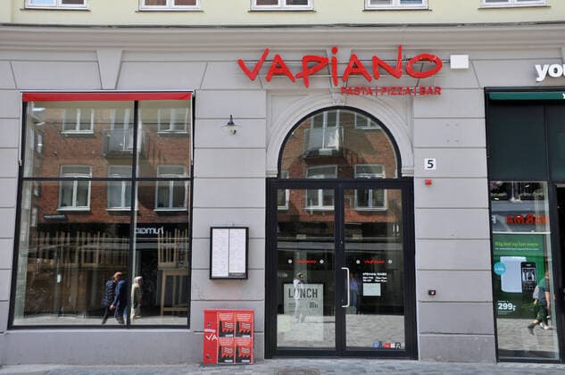 Copenhagen,Denmark, 04 June .2020. vapiano pasta pizza bar restaurant in danish captill . (Photo..Francis Dean DeanPictures)