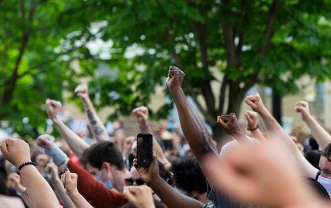 (200606) -- TORONTO, June 6, 2020 -- People take part in an anti-racism protest in Toronto, Canada, on June 6, 2020. Thousands of demonstrators gathered here on Saturday to protest against racism. (Photo by Xinhua) CANADA-TORONTO-ANTI-RACISM PROTEST ZouxZheng 