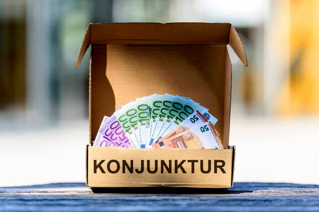 Cabinet approves economic stimulus package because of the Corona crisis Quote Olaf Scholz We want to get out of the crisis with Wumms Foto:xD.xAnoraganingrumx xFuturexImage