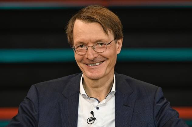 Karl Lauterbach politician 06 20 her Karl Lauterbach on 09 June 2020 in Markus Lanz , ZDF TV TV television talk show talk show Germany German German man SPD politics health expert epidemiology German politician cross portrait smiling sitting neutral