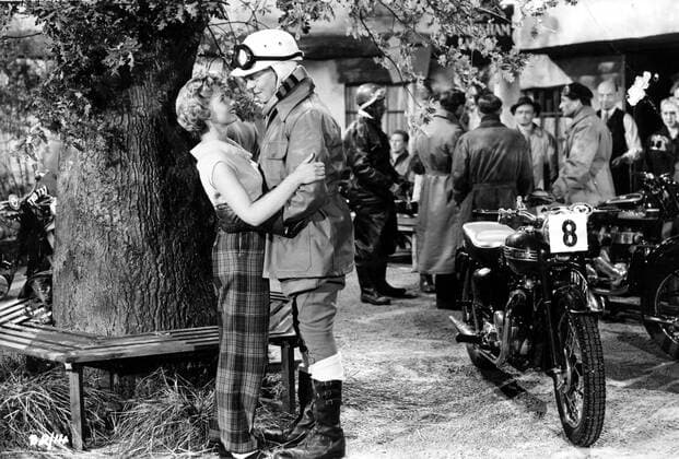 THE BLACK RIDER THE BLACK RIDER RONA ANDERSON, JIMMY HANLEY Date: 1954. Strictly editorial use only in conjunction with the promotion of the film. Credit line mandatory. This image is copyright of the film company and is supplied under the terms of issue as film still. No commercial or book cover use permitted without prior consent from the film company.  Mandatory credit line: Image courtesy Ronald Grant Archive Mary Evans