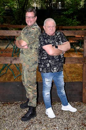 Lieutenant Colonel Christoph Scheibling and Udo Dirkschneider at the press event for the album We Are One by U D O and the Music Corps of the German Armed Forces in the Augustiner Keller Munich, 16 06 2020 Foto:xS.xAdamx xFuturexImage