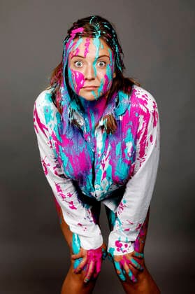 BODYART Colour Shirt Performance with Model Alena at Atelier Düsterwald Hameln, 16 06 2020 BodyArt artist Jörg Düsterwald Foto:xT.xSkupinx xFuturexImage