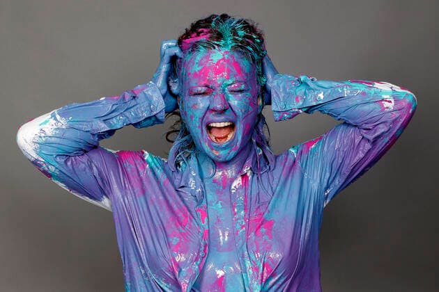 BODYART Colour Shirt Performance with Model Alena at Atelier Düsterwald Hameln, 16 06 2020 BodyArt artist Jörg Düsterwald Foto:xT.xSkupinx xFuturexImage