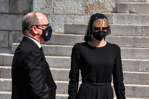 Obseques de la Baronne Elisabeth-Anne de Massy en la Cathedrale de Monaco. Funerals of Baroness Elisabeth-Anne de Massy in the Cathedral of Monaco 256649 2020-06-17 Prince Albert II (Monaco); Wittstock, Charlene (Princesse de Monaco)  Copyright: xL.Urmanx xStarfacex STAR_256649_014