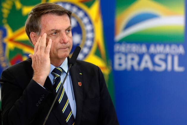 BRASÍLIA, DF - 17.06.2020: POSSE MINISTRO DAS COMUNICAÇÕES - Inauguration of Mr. Fábio Salustino Mesquita de Faria, Minister of State for Communications - President of the Republic, Jair Bolsonaro, at the inauguration ceremony of Mr. Fábio Salustino Mesquita de Faria, Minister of State for Communications, at Planalto Palace, Brasília DF this morning (17). x1927677x  FranciscoxStuckert