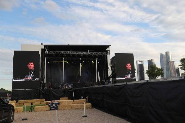 A view of the first open music concert performed at a drive-in cinema since the start of the coronavirus pandemic, in Madrid, Spain, 17 June 2020. The event was organized by BMW and Warner Music Spain and several singers, musicians and DJs will perform. First open music concert in Madrid !ACHTUNG: NUR REDAKTIONELLE NUTZUNG!  Copyright: xJuanJoxMartinx GRAF2489 20200617-637280241003849359