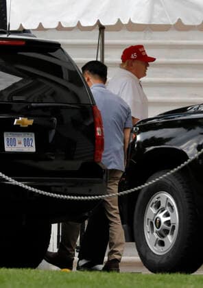 June 21, 2020, Washington, District of Columbia, USA: United States President Donald J. Trump returns to the White House in Washington, DC after playing golf at Trump National Golf Club Washington DC in Sterling, Virginia on June 21, 2020 Washington USA - ZUMAs152 20200621_zaa_s152_008 Copyright: xYurixGripasx