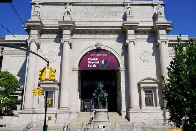 June 22, 2020, New York, New York, USA: NYC Protest, .The statue of President Teddy Roosevelt at the entrance to the American Museum of Natural History will be removed amid widespread protests over racial inequality,.Central Park West, NYC.June 22, 2020. New York USA - ZUMAms4_ 20200622_zaf_ms4_005 Copyright: xSoniaxMoskowitzxGordonx