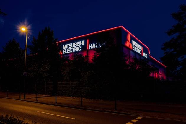 Night of Light Düsseldorf, 22 06 2020 Düsseldorf Venues in Red, Mitsubishi Electric Hall, Night of Light, 22 06 2020 in Düsseldorf Düsseldorf Mitsubishi Electric Hall Düsse North Rhine-Westphalia Germany Copyright: xBEAUTIFULxSPORTS KennyxBeelex
