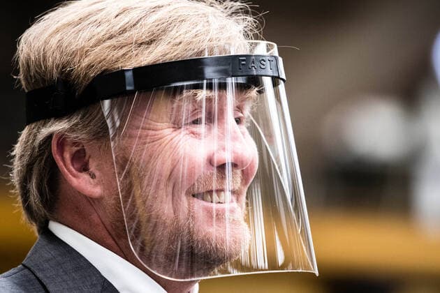 25-06-2020 Eindhoven King Willem-Alexander visited DAF Trucks in Eindhoven. The visit was devoted to the impact of the corona pandemic on the manufacturing industry, and in particular the automotive industry.  Copyright: xxPPE pool v.d.xWerf Engelaarx