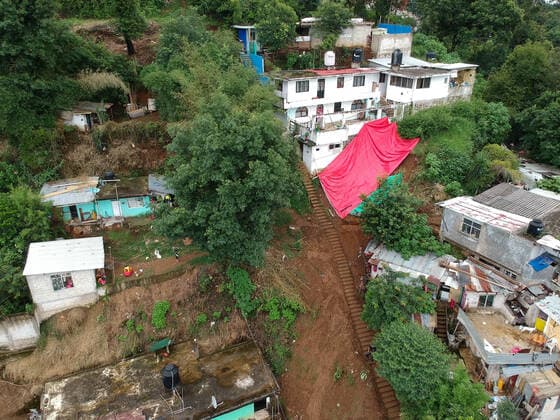 June 25, 2020, Xalapa, Veracruz, Mo xico: Members of the Mexican army help families affected by the landslides that have occurred since June 24. The damage so far is incalculable. Xalapa MÃ xico - ZUMAqp1_ 20200625_zip_qp1_001 Copyright: xHectorxAdolfoxQuintanarxPerezx
