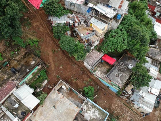 June 25, 2020, Xalapa, Veracruz, Mo xico: Members of the Mexican army help families affected by the landslides that have occurred since June 24. The damage so far is incalculable. Xalapa MÃ xico - ZUMAqp1_ 20200625_zip_qp1_003 Copyright: xHectorxAdolfoxQuintanarxPerezx