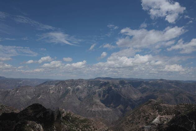 Mexico: Tarahumaras Covid-19 Copper Canyon, made up of seven canyons. Located in the Sierra Tarahumara in the southwest of the Mexican state of Chihuahua in Mexico. The canyon system is four times larger in extension (60 thousand km²) and almost twice as deep as the Grand Canyon of Colorado in Arizona, in the United States of America. It is home to the indigenous Rarámuris or Tarahumaras. juarez chihuahua Mexico Copyright: DavidxPeinado