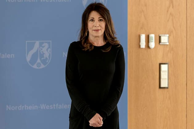 Presentation of the Order of Merit of North Rhine-Westphalia on 01 July 2020 in Düsseldorf In the picture the actress Iris Be