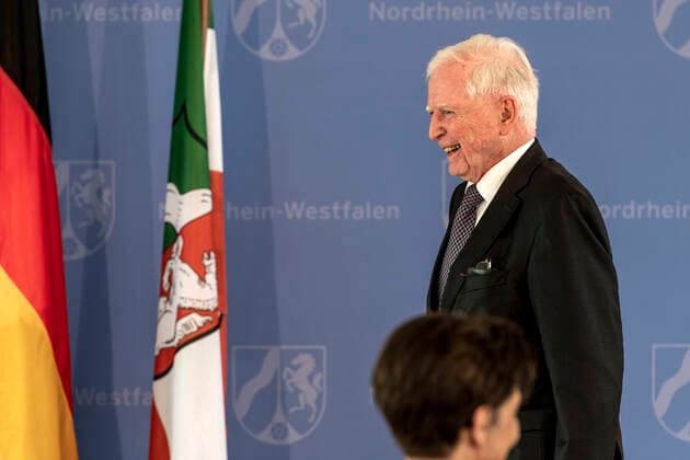 Presentation of the Order of Merit of North Rhine-Westphalia on July 1, 2020 in Düsseldorf In the picture Prof Dr Harald Zur Hausen during the lau
