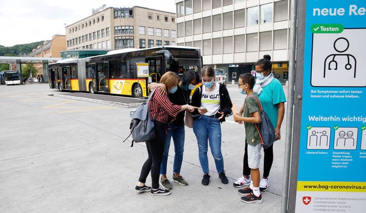 Photo Manuel Geisser 03 7 2020 Baden AG Mask obligation in public transport ,Passengers at the bus station Baden AG Coronavirus