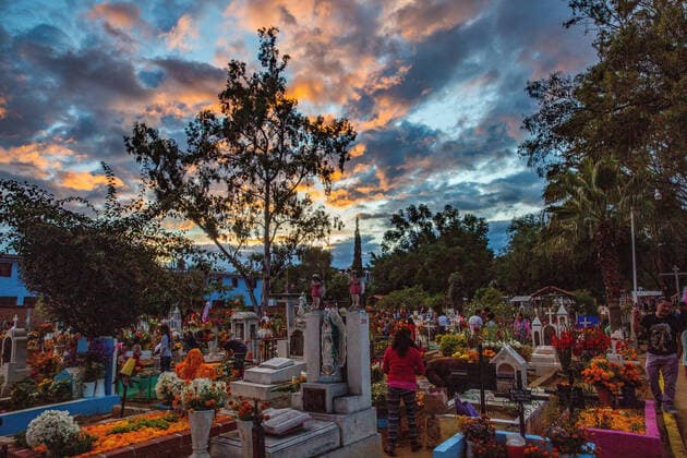 Dia De Los Muertos (Day of the Dead) celebrations in the cemeteries of Oaxaca, Mexico, North America Copyright: LevonxRivers 1323-12