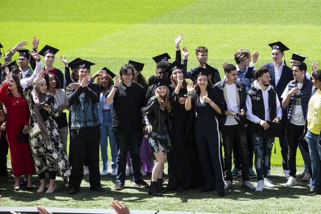 Students receive their diploma in Feyenoord football stadium De Kuip in Rotterdam, The Netherlands, 07 July 2020 Due to the measures surrounding the coronavirus, the graduation ceremony of Het Lyceum Rotterdam takes place in an appropriate manner ANP PIETER STAM DE JONGE  Copyright: xHollandsexHoogtex xxANPx x416831292x