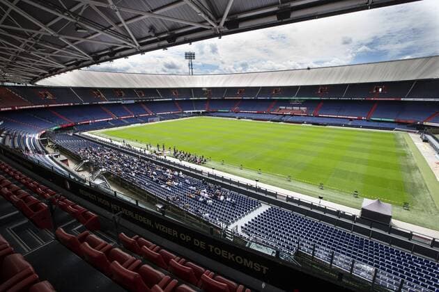 ROTTERDAM Pupils while receiving their diploma in De Kuip Due to the measures surrounding the coronavirus, the graduation ceremony of Het Lyceum Rotterdam will take place in an adapted manner ANP PIETER STAM DE JONGE.  Copyright: xHollandsexHoogtex xxANPx x416831934x