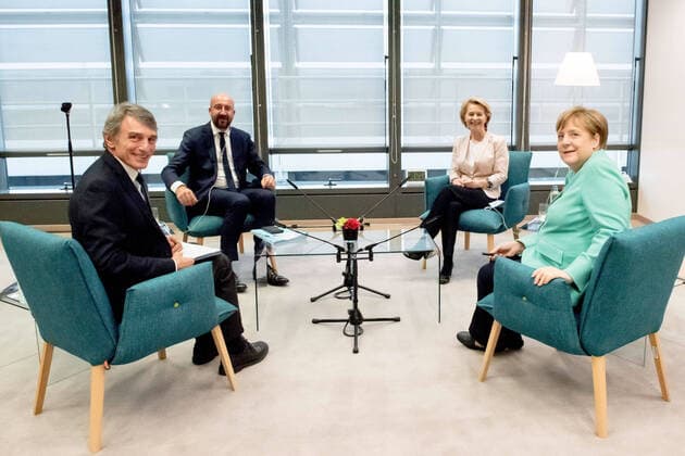 News Themen der Woche KW28 News Bilder des Tages (200709) -- BRUSSELS, July 9, 2020 (Xinhua) -- German Chancellor Angela Merkel, European Commission President Ursula von der Leyen, European Council President Charles Michel and European Parliament President David Sassoli (from R to L) attend a meeting in Brussels, Belgium, July 8, 2020. Reaching swiftly an agreement on an ambitious European recovery package is the European Union s highest priority for the coming weeks, the bloc s leaders agreed at a meeting Wednesday with German Chancellor Angela Merkel. Germany took over the rotating Presidency of the Council of the EU on July 1. (European Union Handout via Xinhua) BELGIUM-BRUSSELS-EU-ROTATING PRESIDENCY-RECOVERY PACKAGE-PRIORITY 