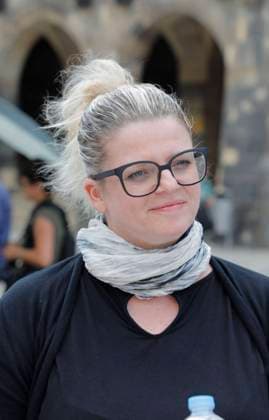 Gespräch mit OB- Kandidaten 06.07.2020, Chemnitz Am 20.09.2020 findet in Chemnitz die Oberbürgermeisterwahl statt. Weil die üblichen Diskussionsrunden derzeit wegen Corona nicht möglich sind, findet die Veranstaltung auf dem Neumarkt unter freiem Himmel statt- natürlich unter Einhaltung der Hygieneregeln. Susanne Schaper (Die Linke) Chemnitz Sachsen BRD *** Conversation with Mayor Candidates 06 07 2020, Chemnitz On 20 09 2020 the mayoral election will take place in Chemnitz Because the usual discussion rounds are currently not possible due to Corona, the event will take place in the open air at Neumarkt naturally in compliance with the hygiene rules Susanne Schaper The Left Chemnitz Saxony FRG