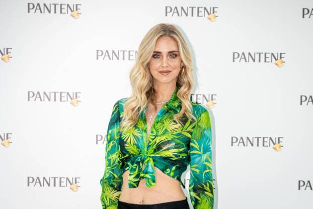 Milan - Chiara Ferragni and Baby K participate in the digital event Estate Pantene in via Ceresio 7. Chiara Ferragni on her cell phone Editorial Usage Only  Copyright: xMarcoxPassarox xIPAx