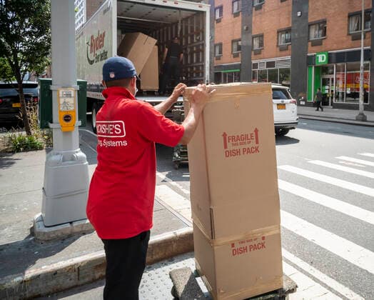 New York during the COVID-19 pandemic Moving van loading up in the Chelsea neighborhood in New York on Friday, July 17, 2020. (  RichardxB.xLevine