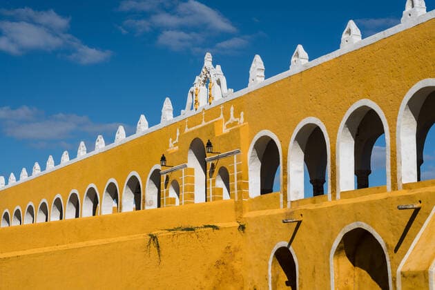 The Convent of San Antonio or Saint Anthony of Padua was founded in 1549 completed by 1562. It was built on the foundation of a large Mayan pyramid. Izamal, Yucatan, Mexico. The Historical City of Izamal is a UNESCO World Heritage Site. Izamal Yucatan Mexico Copyright: xJonxG.xFullerx JGF-religion-Izamal-MX-0848