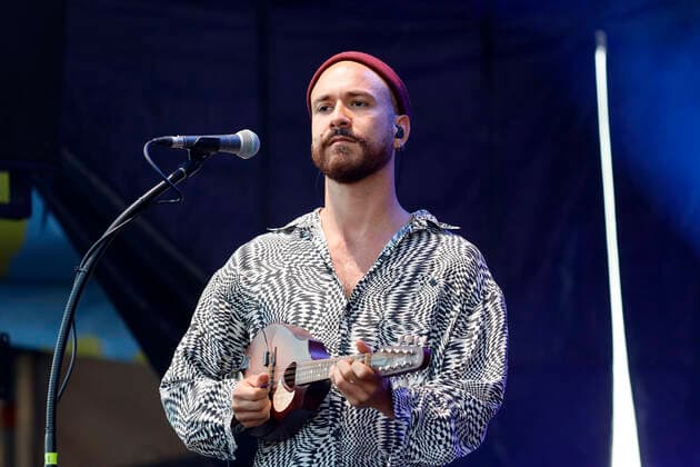 Daniel Avi Schneider from the band Bukahara live in the Kulturgarten in the Rheinaue in Bonn The Bonn Live Kulturgarten Open Air Festival 2020 is Europes first open air music festival under Corona conditions due to the Covid 19 pandemic Bonn, 21 07 2020 Foto:xC.xHardtx xFuturexImage