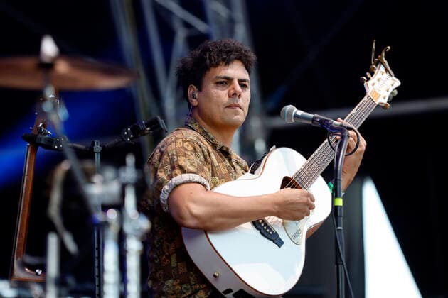 Soufian Zoghlami from the band Bukahara live in the Kulturgarten in the Rheinaue in Bonn The Bonn Live Kulturgarten Open Air Festival 2020 is Europes first open air music festival under corona conditions due to the Covid 19 pandemic Bonn, 21 07 2020 Foto:xC.xHardtx xFuturexImage