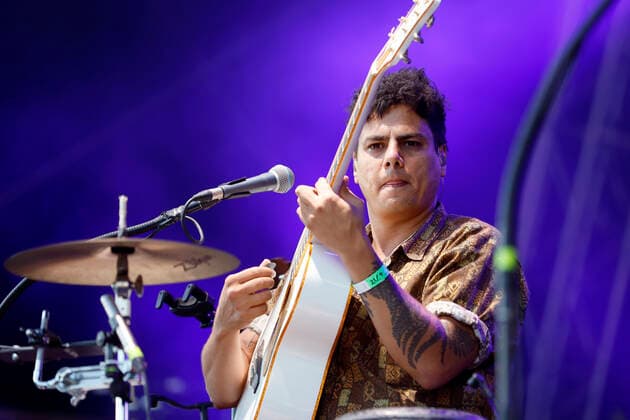Soufian Zoghlami from the band Bukahara live in the Kulturgarten in the Rheinaue in Bonn The Bonn Live Kulturgarten Open Air Festival 2020 is Europes first open air music festival under corona conditions due to the Covid 19 pandemic Bonn, 21 07 2020 Foto:xC.xHardtx xFuturexImage