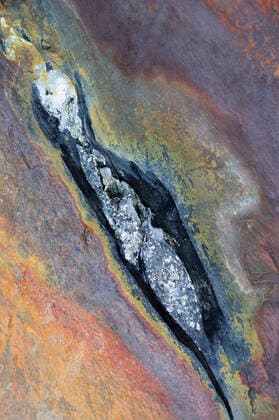 IMAGO Nature: Unsere Erde, Ressourcen, Erze Mineral seams in stone Lugo Spain Copyright: xMarcosxVeigax MVB191211-01