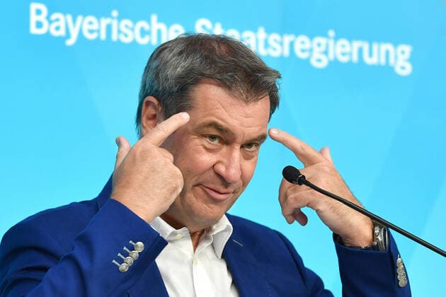 Markus SOEDER State Premier of Bavaria and CSU Chairman , gesture, single image, cut single motif, portrait, portrait, portrait Press conference of the Bavarian State Government after school Digitization Summit in the State Chancellery in the Prinz Carl Palais in Munich on 23 07 2020