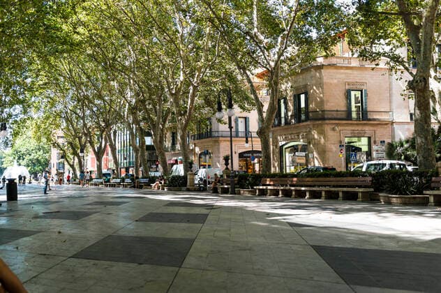 Sightseeing Mallorca Old town of Palma Palma de Mallorca, 23 07 2020 Foto:xU.xStammx xFuturexImage