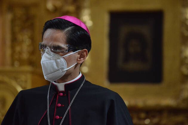 Following an easing of restrictions related to COVID-19, the Catholic church celebrated its first Mass on July 26th, 2020 at the Metropolitan Cathedral in Mexico City downtown. Where: Mexico City, Mexico When: 26 Jul 2020 Credit: Eyepix Cover Images **EDITORIAL USE ONLY** Copyright: xCarlosxTischlerx 40739831 EDITORIAL USE ONLY. NOT FOR USE BY NEWSPAPERS BASED IN THE UK.