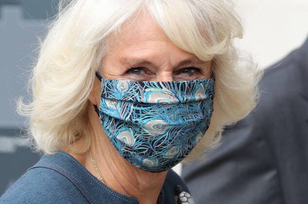 News Bilder des Tages . 28 07 2020. London, United Kingdom. Camilla, The Duchess of Cornwall, arriving for a visit to the recently reopened National Gallery in London where she met staff involved in the organisation s Covid-19 response and reopening process.  xStephenxLockx xi-Imagesx IIM-21493-0015