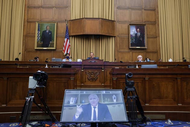 Bilder des Jahres 2020, News 07 Juli News Themen der Woche KW31 Amazon CEO Jeff Bezos testifies via video conference during the House Judiciary Subcommittee on Antitrust, Commercial and Administrative Law at the U.S. Capitol in Washington, DC on July 29, 2020. The committee is looking into the power of Amazon, Apple, Facebook and Google by hearing testimony virtually from their CEOs. Pool  WAX2020072962 GraemexJennings
