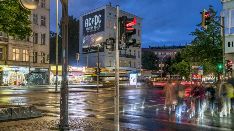 ACDC,Amazon Music, Sonnenallee 7 ,Berlin, ACDC Amazon Music Sonnenallee 7 Berlin