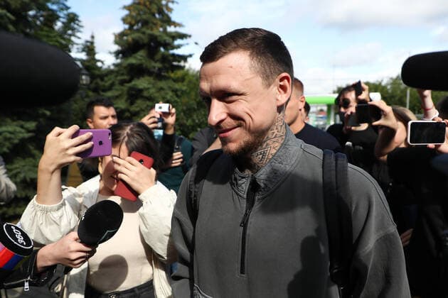 MOSCOW, RUSSIA - JULY 31, 2020: Russian football player Pavel Mamaev heads for the Moscow City Court. The court is to hold a resentencing hearing in the hooliganism case against Russian football players Pavel Mamaev, Alexander Kokorin, Kokorin s brother Kirill and their friend Alexander Protasovitsky. Anton Novoderezhkin TASS  TS0E1C2B