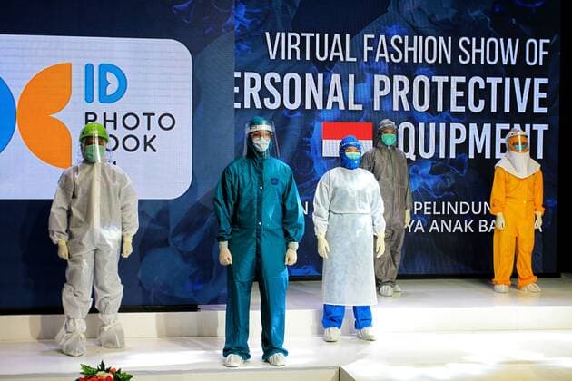 Personal Protective Equipment (PPE) Fashion Show in Yogyakarta Indonesia. A model walks the runway while wearing protective suit (PPE) during the virtual Personal Protective Equipment fashion show, on August 01, 2020 in Yogyakarta, Indonesia. (Photo by Devi Rahman INA Photo Agency imago images) 