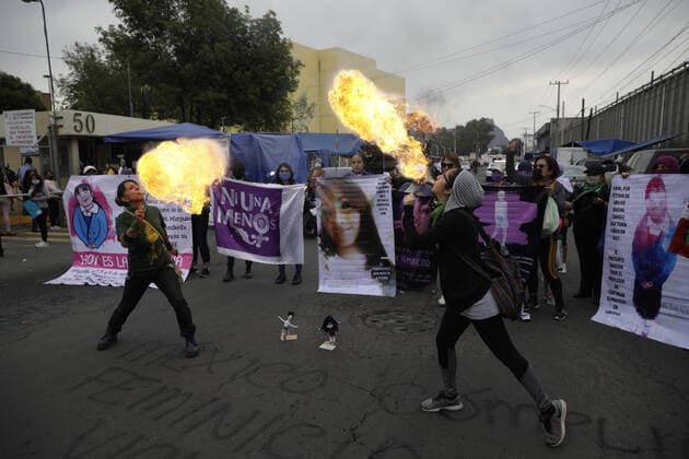 Women take part in a protest named Girls do not touch each other , outside of the Men s Preventive Prison, during the second hearing against the alleged perpetrator of the rape of a girl named Judith , which occurred in 2017 when she was 7 years old. Where: Mexico City, Mexico When: 06 Aug 2020 Credit: Eyepix Cover Images **EDITORIAL USE ONLY** Copyright: xMarianaxBaex 40765204 EDITORIAL USE ONLY. NOT FOR USE BY NEWSPAPERS BASED IN THE UK.