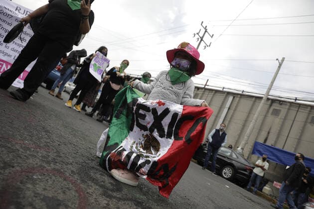 Women take part in a protest named Girls do not touch each other , outside of the Men s Preventive Prison, during the second hearing against the alleged perpetrator of the rape of a girl named Judith , which occurred in 2017 when she was 7 years old. Where: Mexico City, Mexico When: 06 Aug 2020 Credit: Eyepix Cover Images **EDITORIAL USE ONLY** Copyright: xMarianaxBaex 40765212 EDITORIAL USE ONLY. NOT FOR USE BY NEWSPAPERS BASED IN THE UK.
